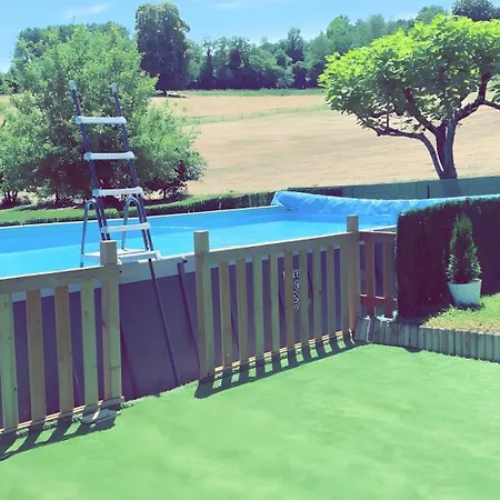 Jerome A La Croix D'allon بيت للعطل سارلا لا كانيدا