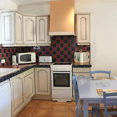 Jerome A La Croix D'allon بيت للعطل