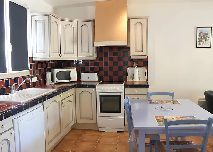 Jerome A La Croix D'allon بيت للعطل