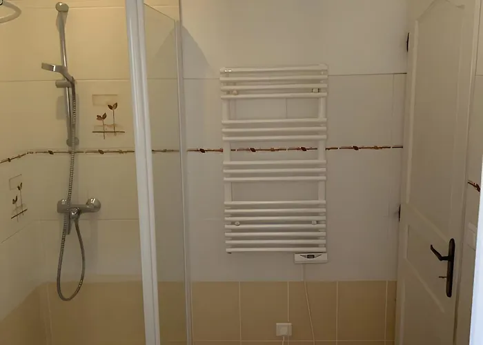 Jerome A La Croix D'allon بيت للعطل *